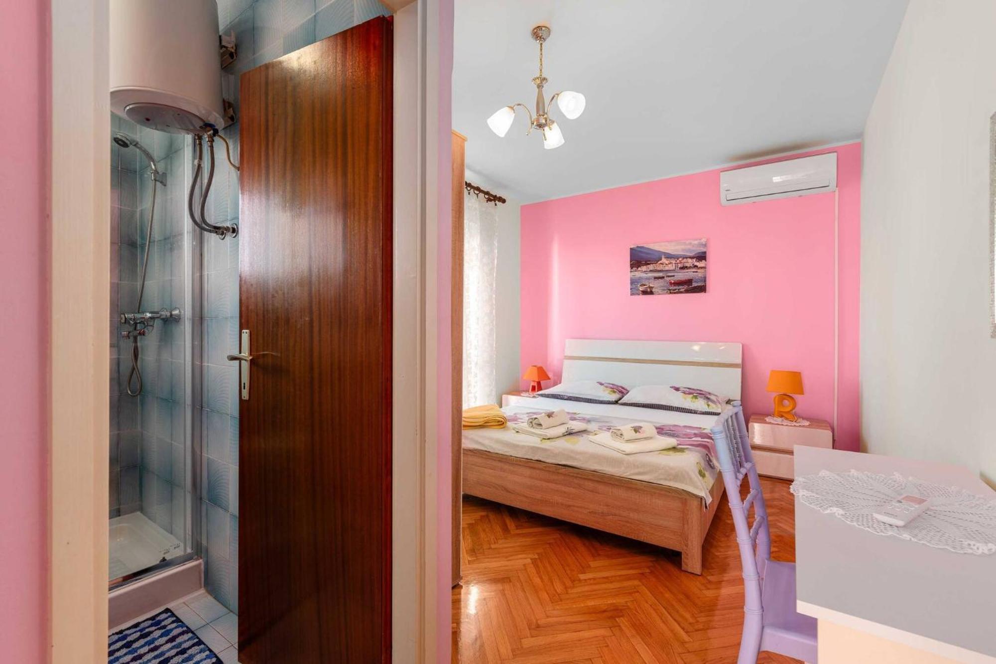 Family Apartments Barbarella Бродариця Екстер'єр фото